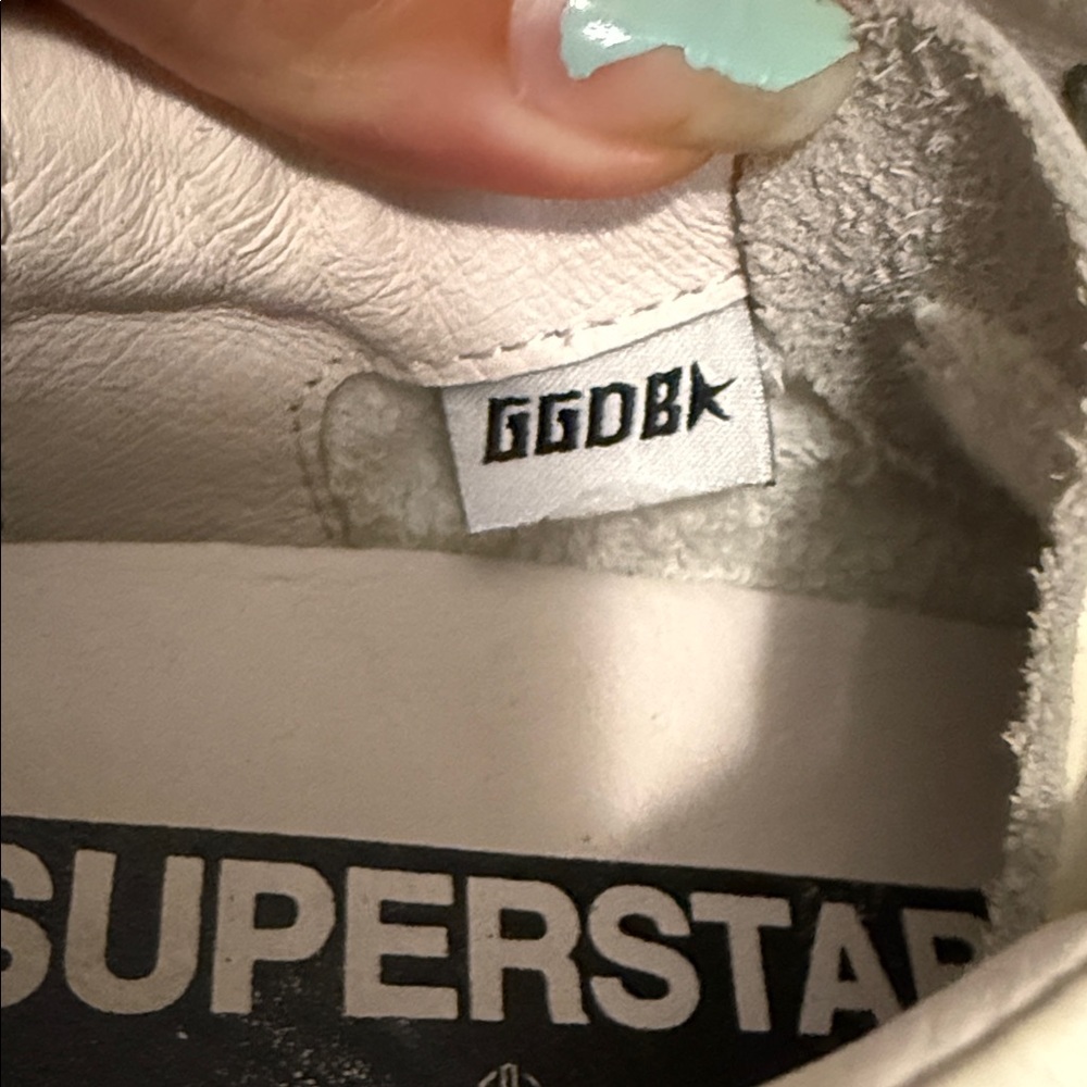 Golden Goose White Sneakers with Silver Accents - Picture 5 of 5